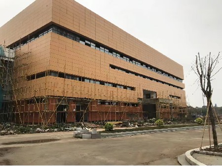 建膜墙